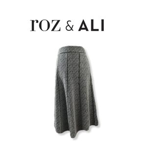 Roz & Ali Women's Plus size A-line Pull on skirt
